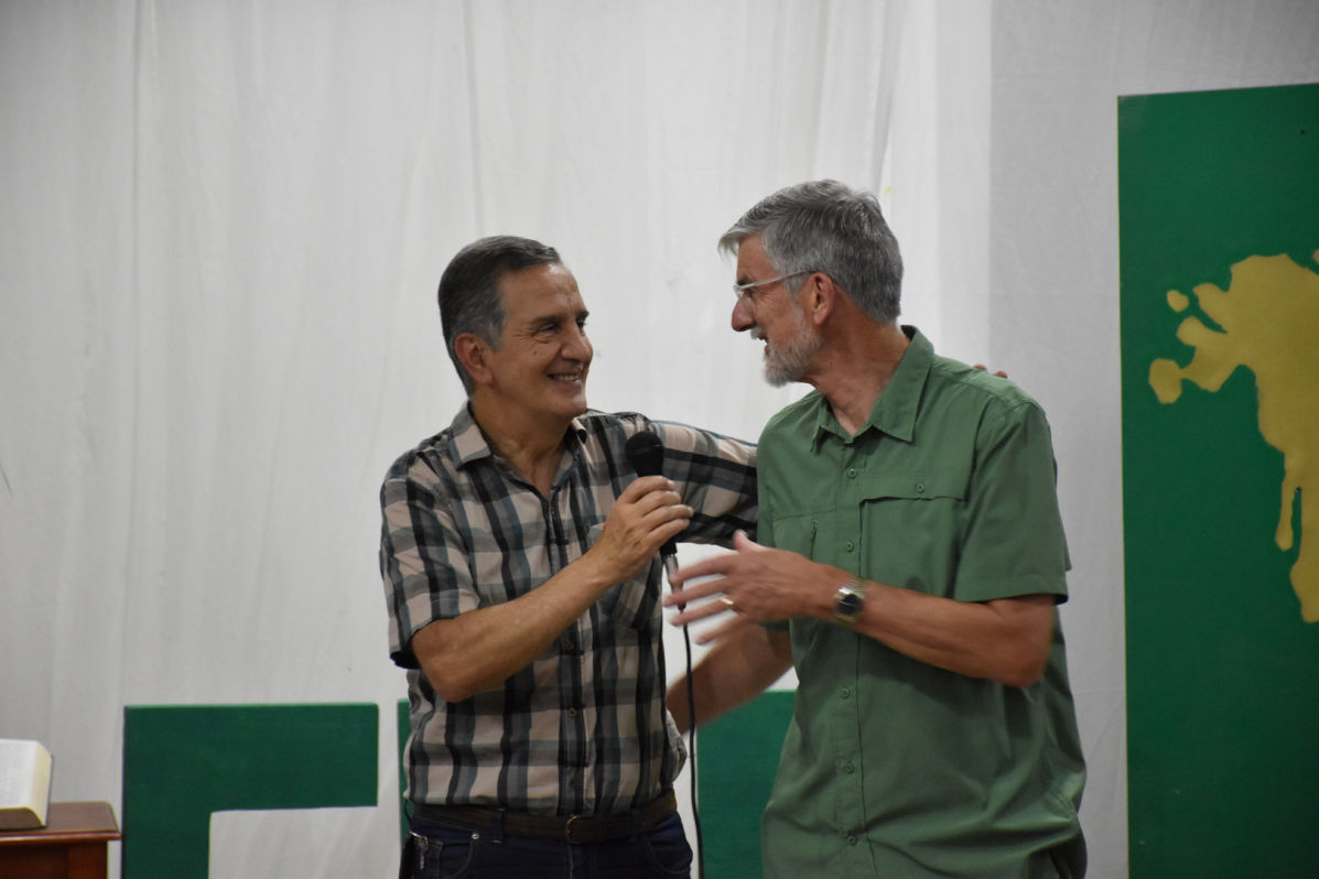 Profesores Alejandro Adjian y Christofer Shaw
